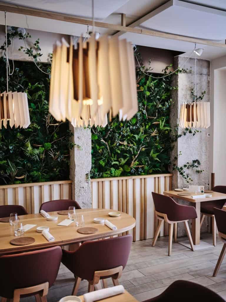 Luminaire restaurant design naturel