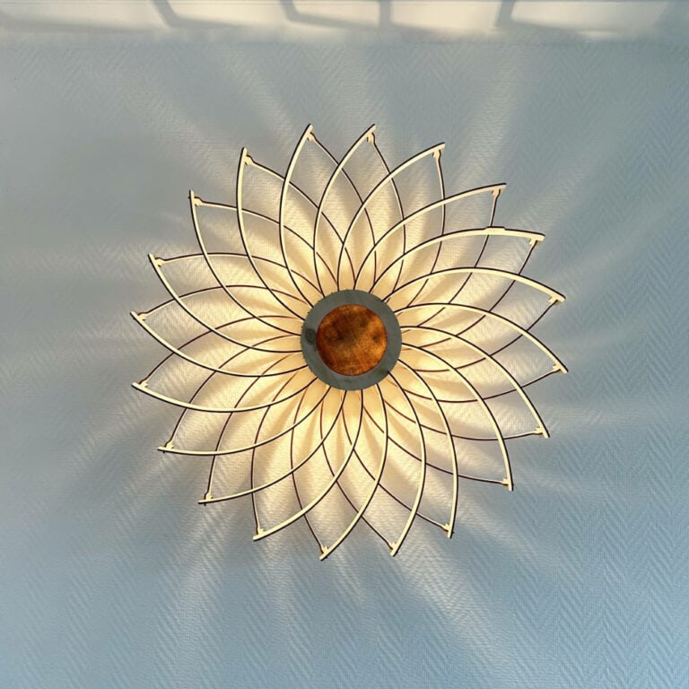 Atelier Sâpi à l’honneur dans Maison Actuelle : la lumière révèle la poésie du bois