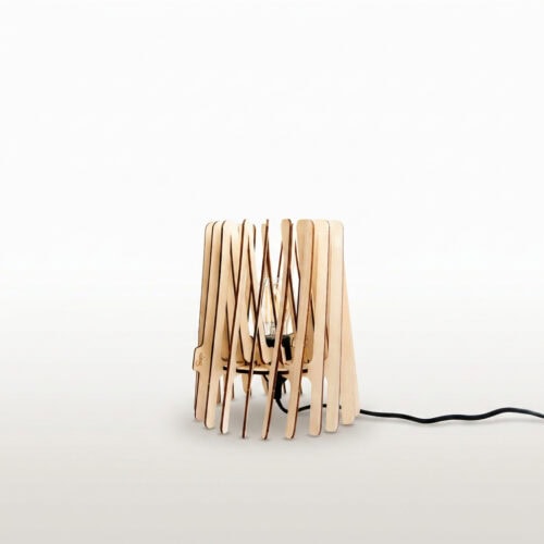 Lampe de chevet en bois