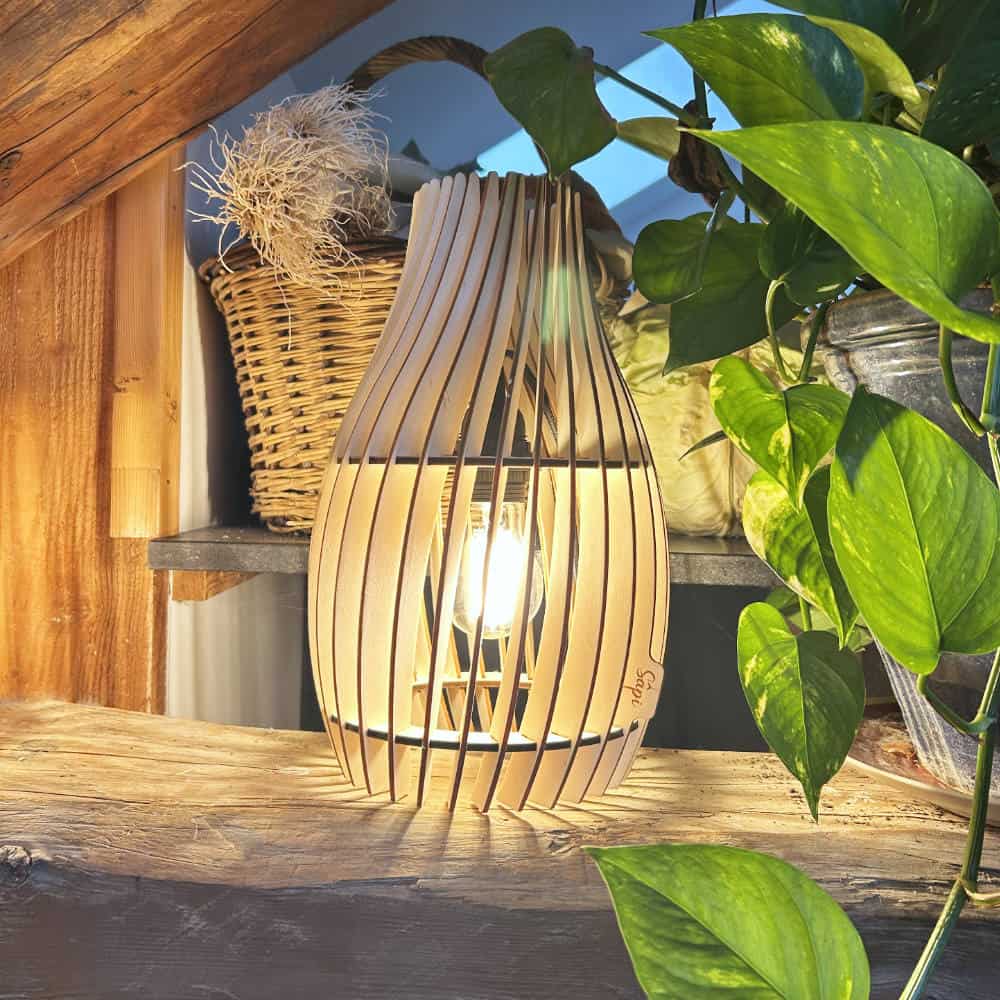 Lampe en bois design scandinave
